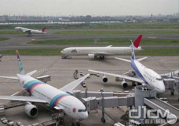 2012“宇通重工杯”中国矿用车机手争霸赛在郑州市举行